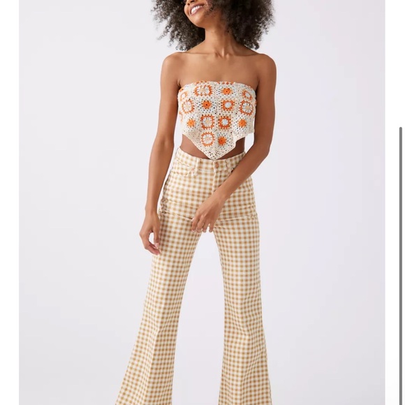 Wrangler Tan Checkered Flare Jeans - Picture 1 of 3